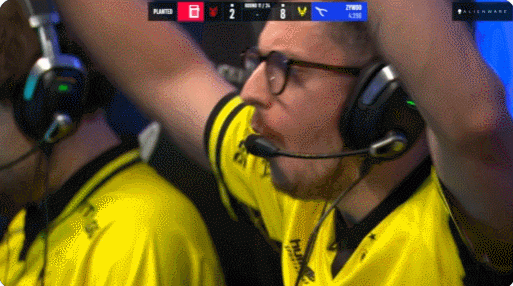 ?纯虐菜!ropz双枪五杀吹响进攻号角 小蜜蜂轻取3DMAX晋级在望